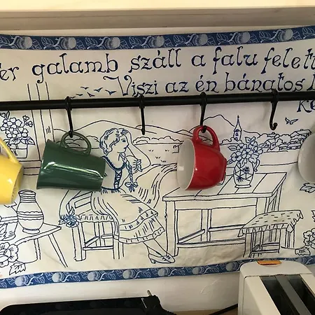 Kali Kerted Vendeghazak Lidi Neni Haza * Monoszlo